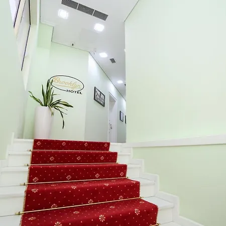 Brooklyn Hotel 3*