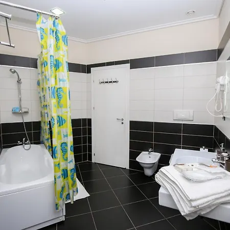 Brooklyn Hotel 3*